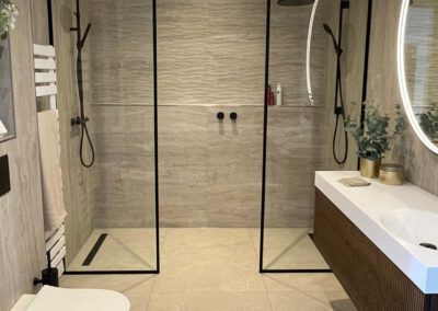 Badkamer dubbele douche Tegelwerk